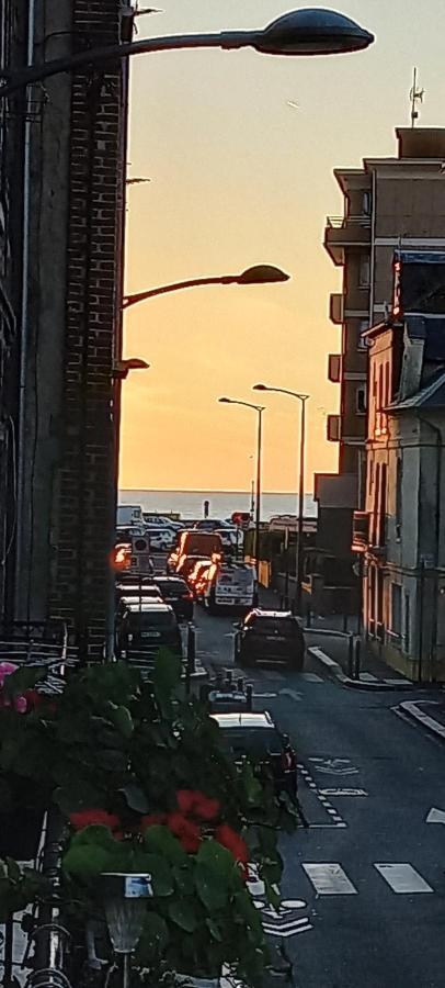 Loft En Duplex Avec Vue Sur Plage Et Chenal Dieppe Zewnętrze zdjęcie